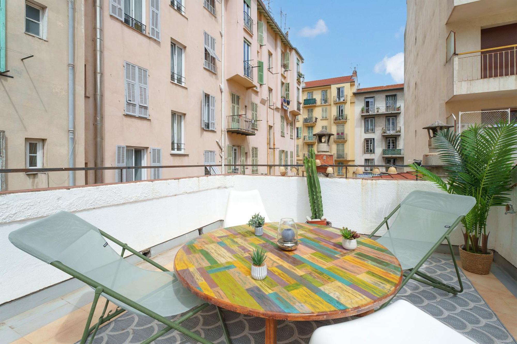 Renting - Barberis - Unique Getaway 2-room With Rooftop Terrace Appartement